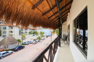 thumbnail: Balcony view