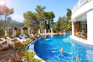 thumbnail: Outdoor pool
