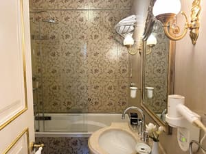 thumbnail: Bathroom