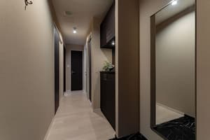 thumbnail: Front of property