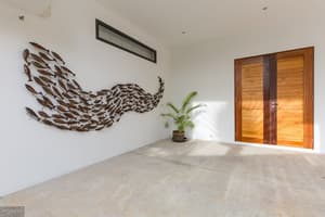 thumbnail: Interior