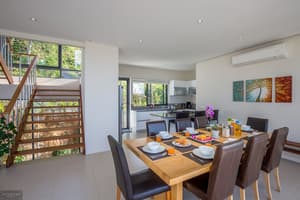 thumbnail: Dining