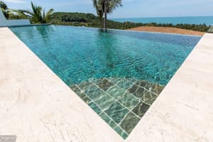 thumbnail: Pool