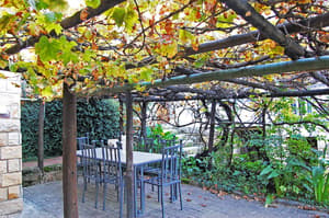 thumbnail: Outdoor dining