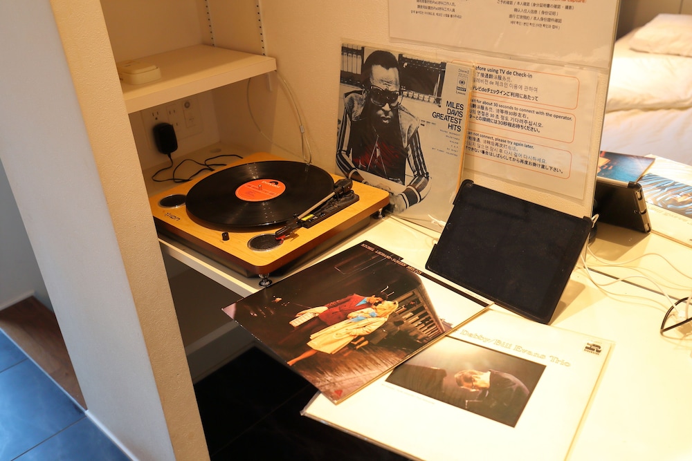 Room amenity
