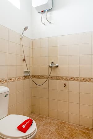 thumbnail: Bathroom