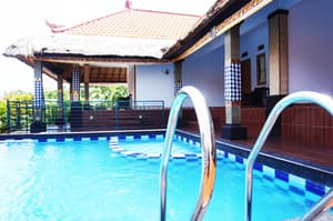 thumbnail: Pool