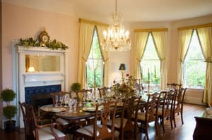thumbnail: Breakfast area