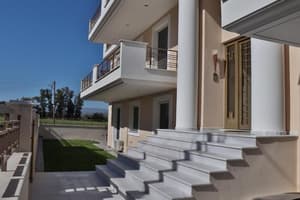 thumbnail: Exterior