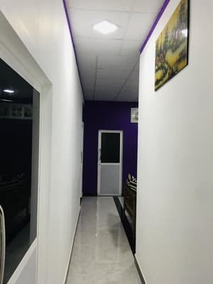 thumbnail: Hallway
