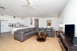 thumbnail: Living room