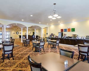thumbnail: Breakfast area