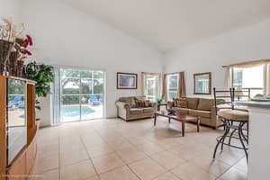 thumbnail: Living room