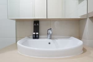 thumbnail: Bathroom