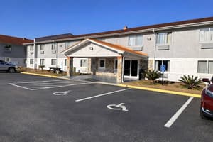 thumbnail: Exterior