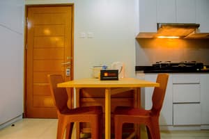 thumbnail: In-room dining