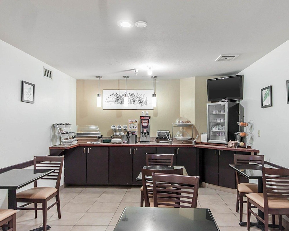 Restaurant-cafeteria