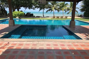 thumbnail: Pool