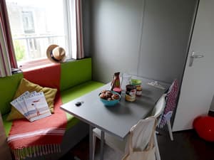 thumbnail: Living area