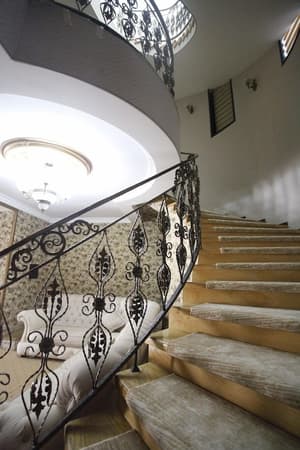 thumbnail: Staircase