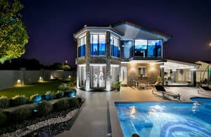 thumbnail: Exterior