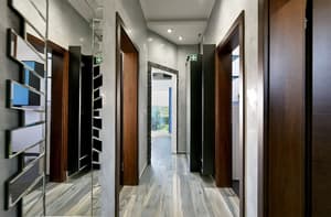 thumbnail: Interior entrance