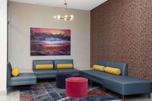 thumbnail: Lobby sitting area