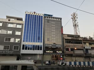 thumbnail: Exterior