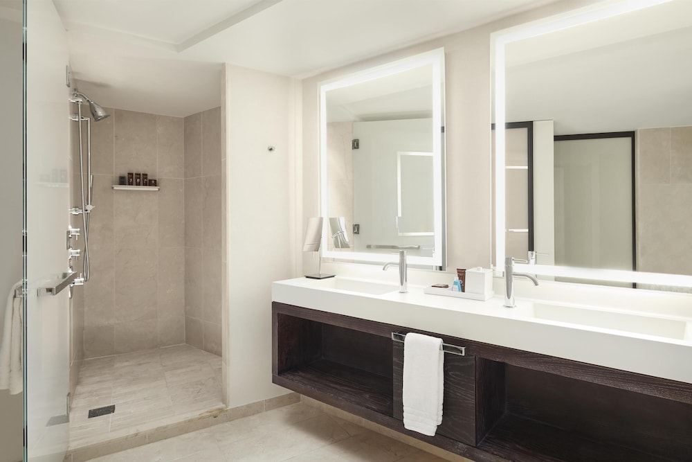 Bathroom shower