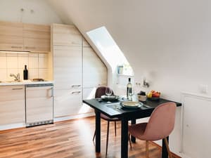 thumbnail: In-room dining