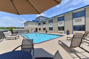 thumbnail: Pool