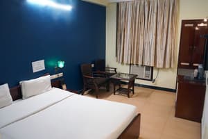 thumbnail: Room
