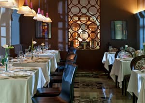 thumbnail: Restaurant