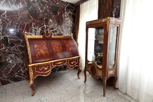 thumbnail: Interior detail