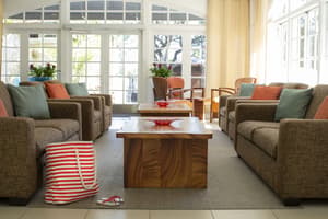 thumbnail: Lobby sitting area