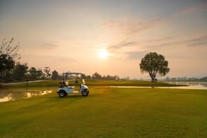 thumbnail: Golf