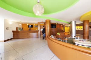 thumbnail: Reception