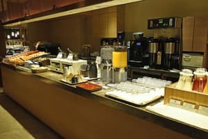 thumbnail: Dining