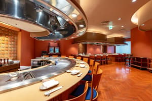 thumbnail: Restaurant