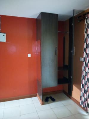thumbnail: Interior detail