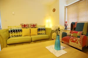 thumbnail: Living room