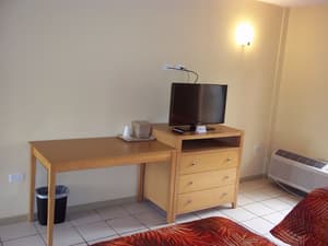 thumbnail: Lobby sitting area