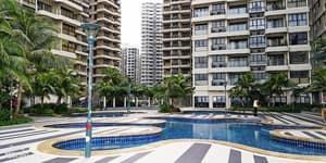 thumbnail: Outdoor pool