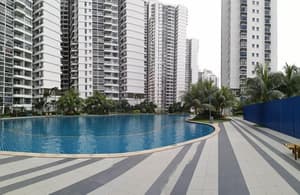 thumbnail: Outdoor pool