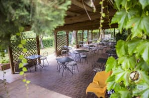 thumbnail: Terrace/patio