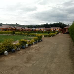thumbnail: Property grounds