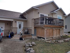 thumbnail: Front of property