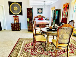 thumbnail: Room