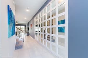 thumbnail: Interior