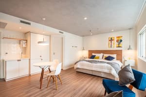 thumbnail: Interior
